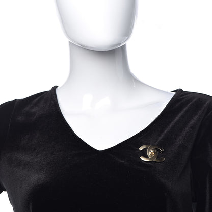 Chanel CC Turnlock Brooch Gold 2 of 5