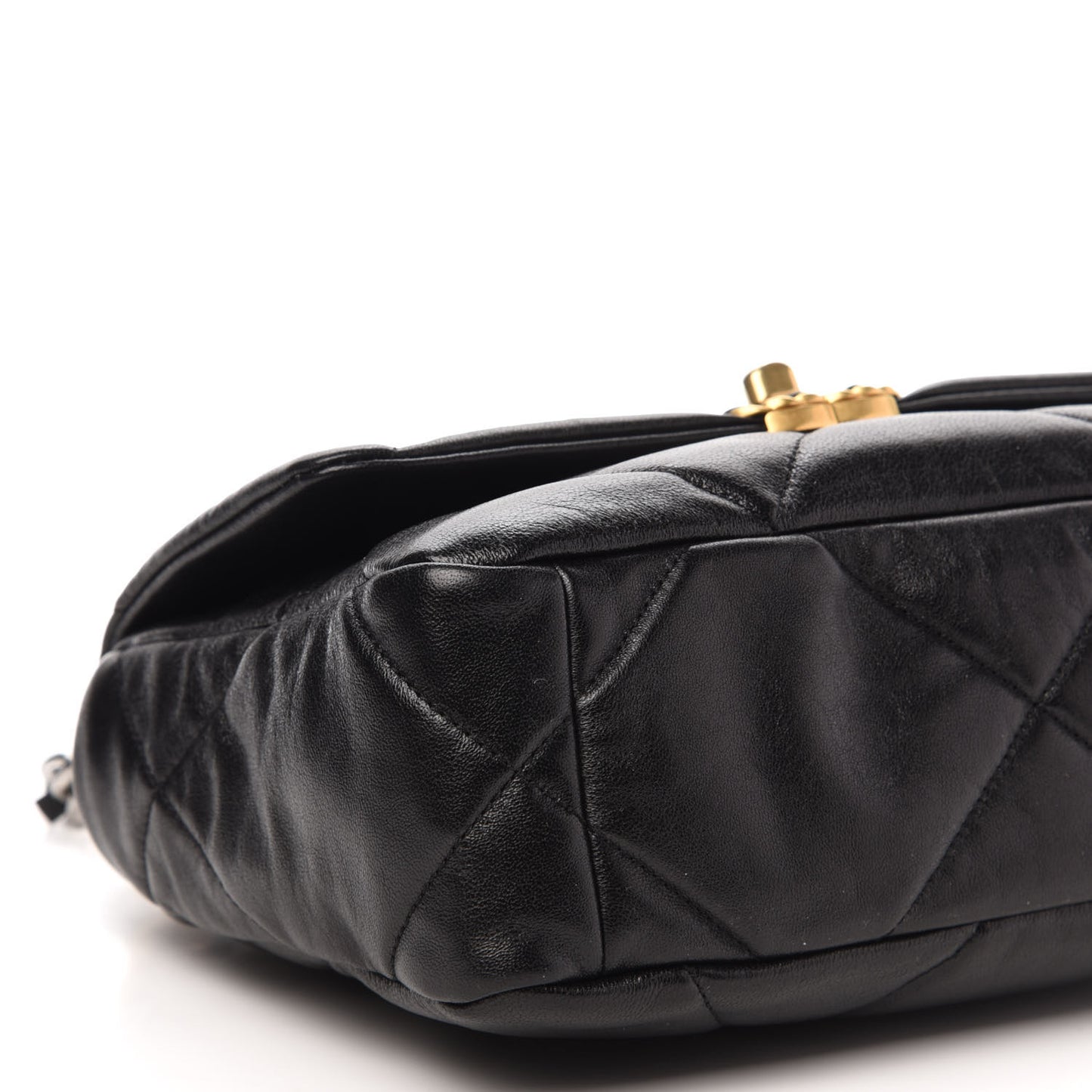 Lambskin Quilted Medium 19 Flap Black
