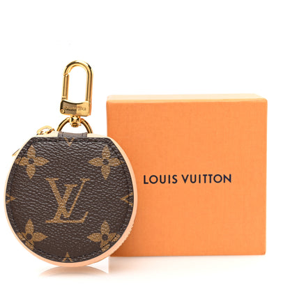 Louis Vuitton Monogram Horizon Wireless Earphones Case 7 of 7