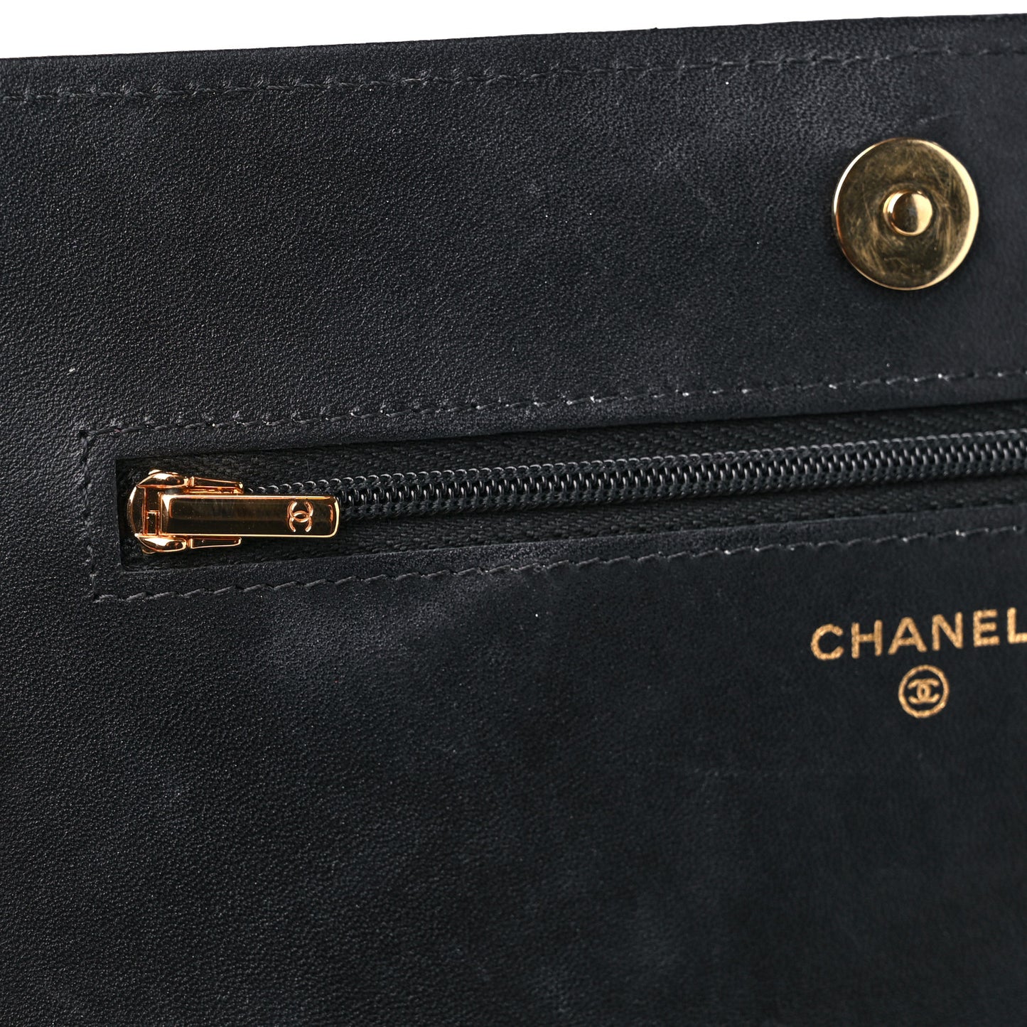 Lambskin Quilted Wallet On Chain WOC Black