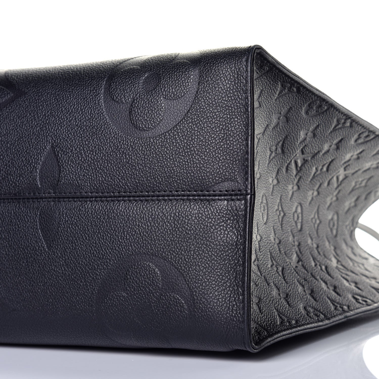 Louis Vuitton Empreinte Monogram Giant Onthego GM Black 9 of 9