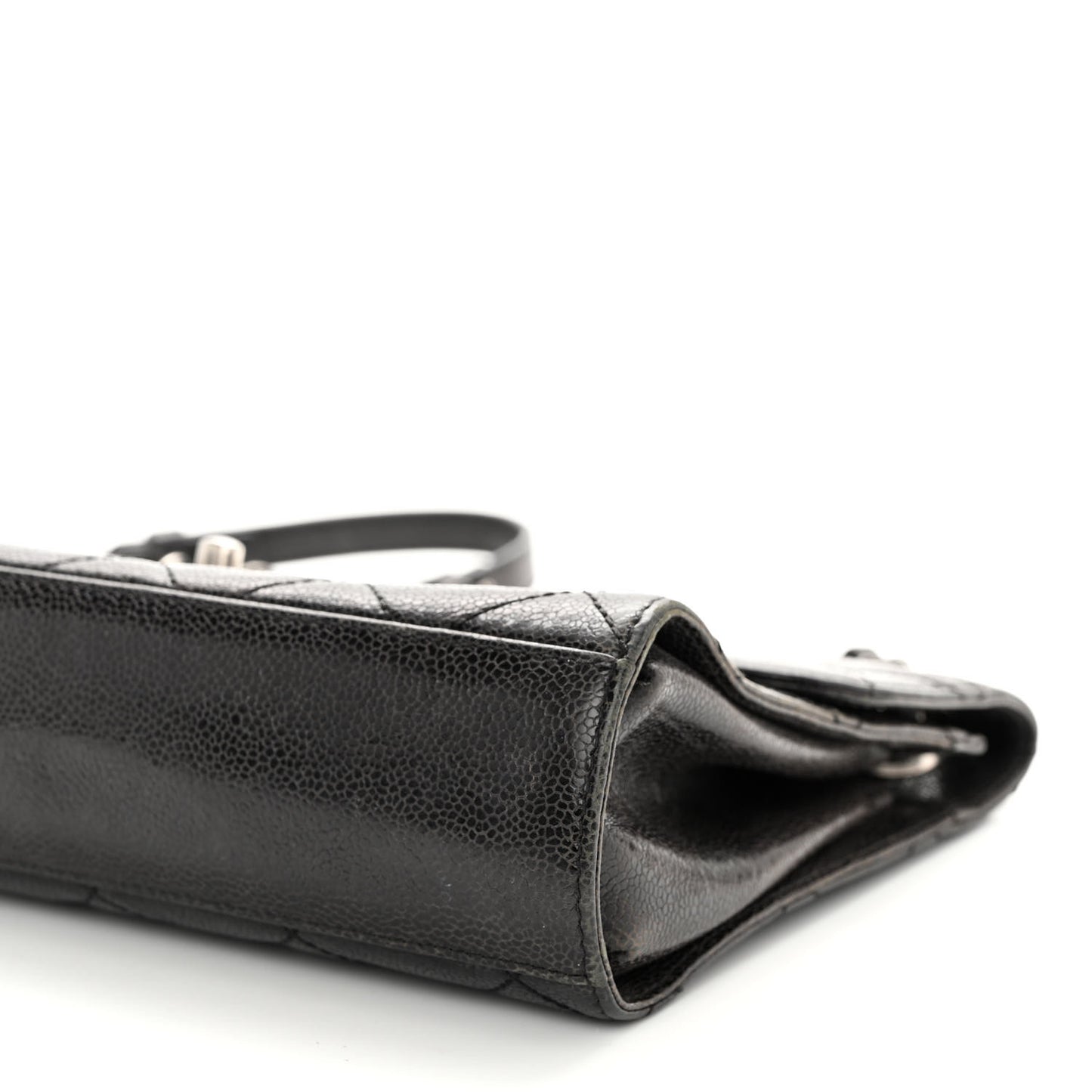 Crumpled Grained Calfskin Medium CC Crave Flap Black