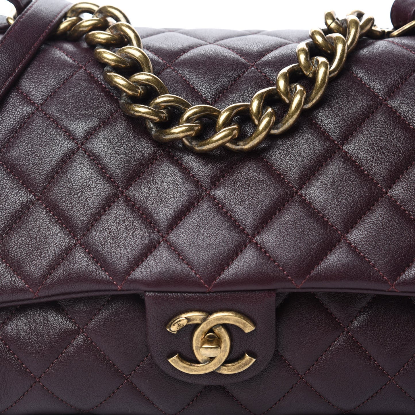 Shiny Sheepskin Quilted Large Trapezio Flap Dark Burgundy
