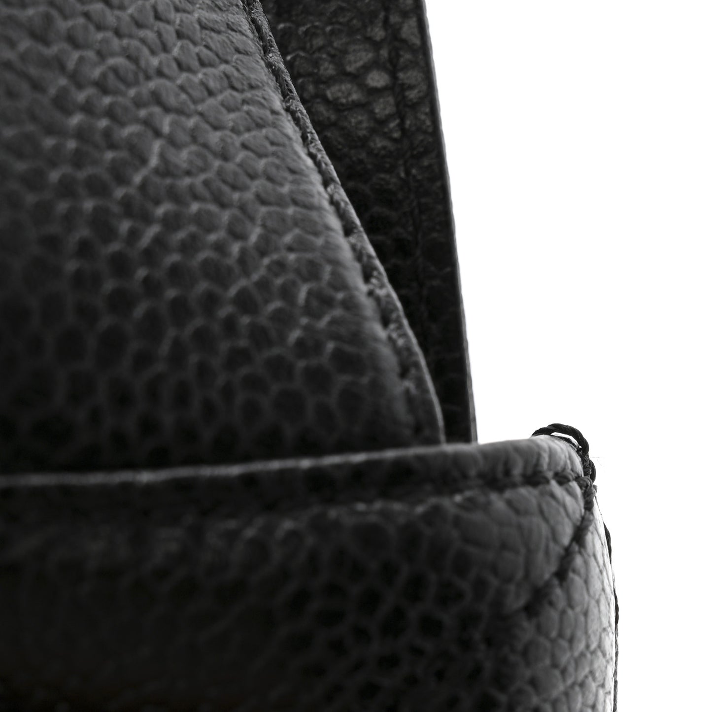 Caviar Diamond Flap Shoulder Bag Black