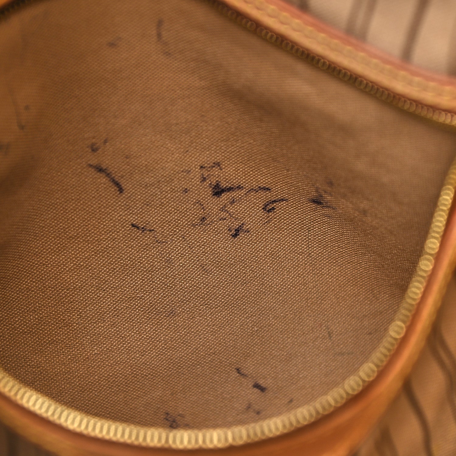 Louis Vuitton Monogram Delightful PM 11 of 16