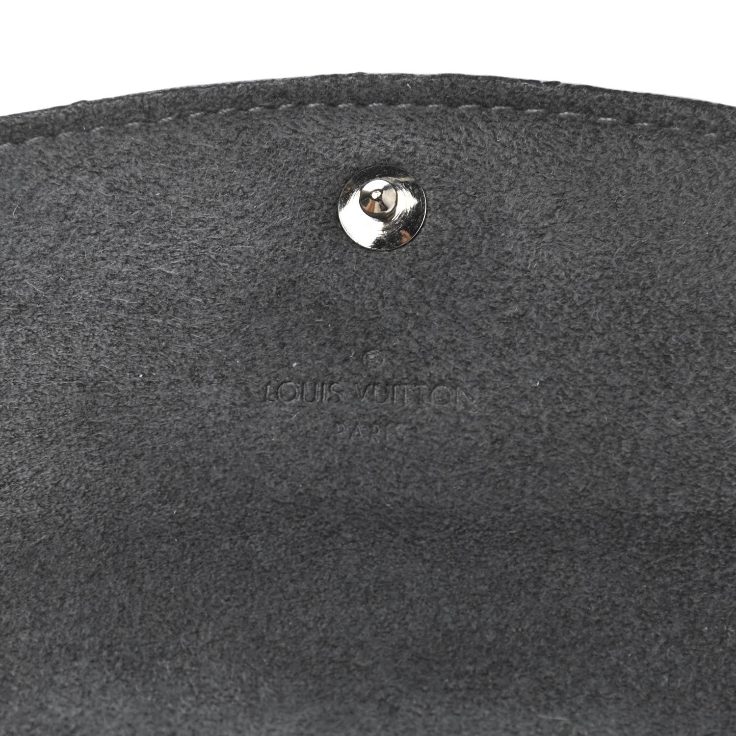 Louis Vuitton Damier Graphite Hard Sided Cufflinks Case 14 of 14