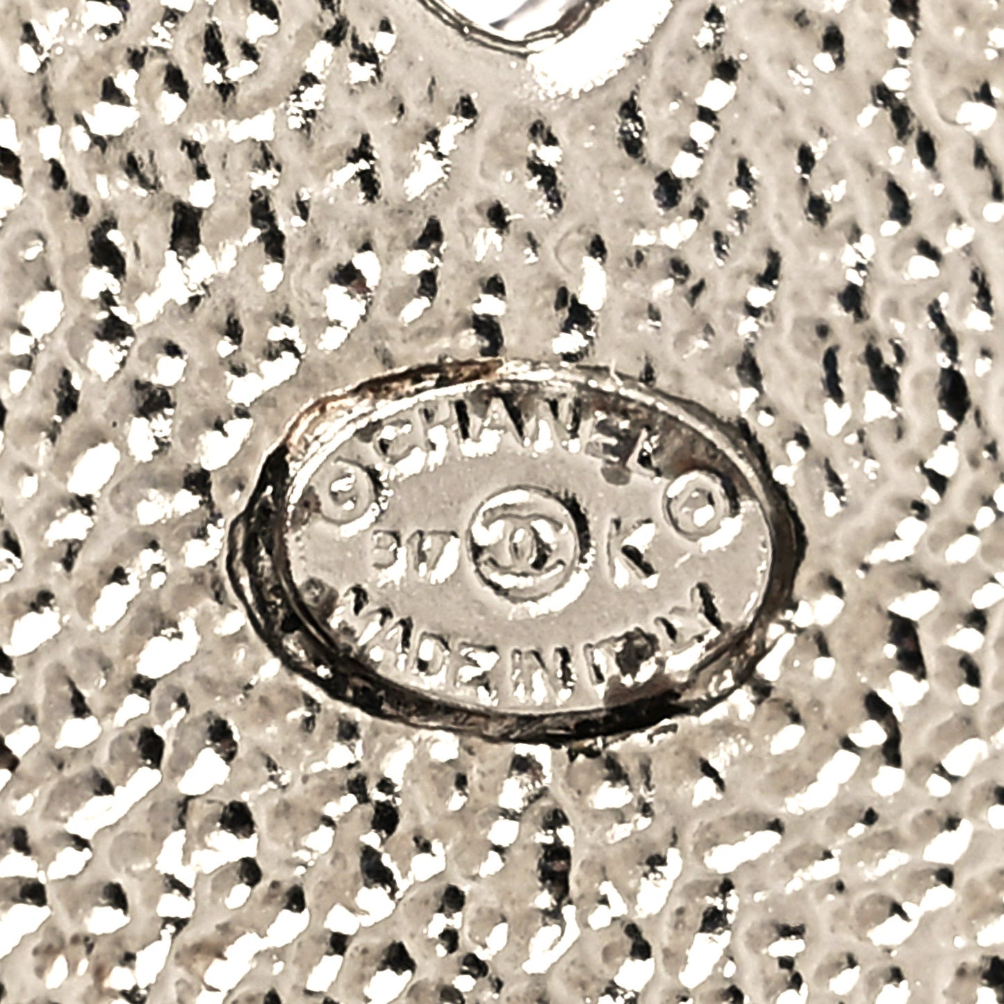 Pearl Crystal CC Mini Brooch Silver