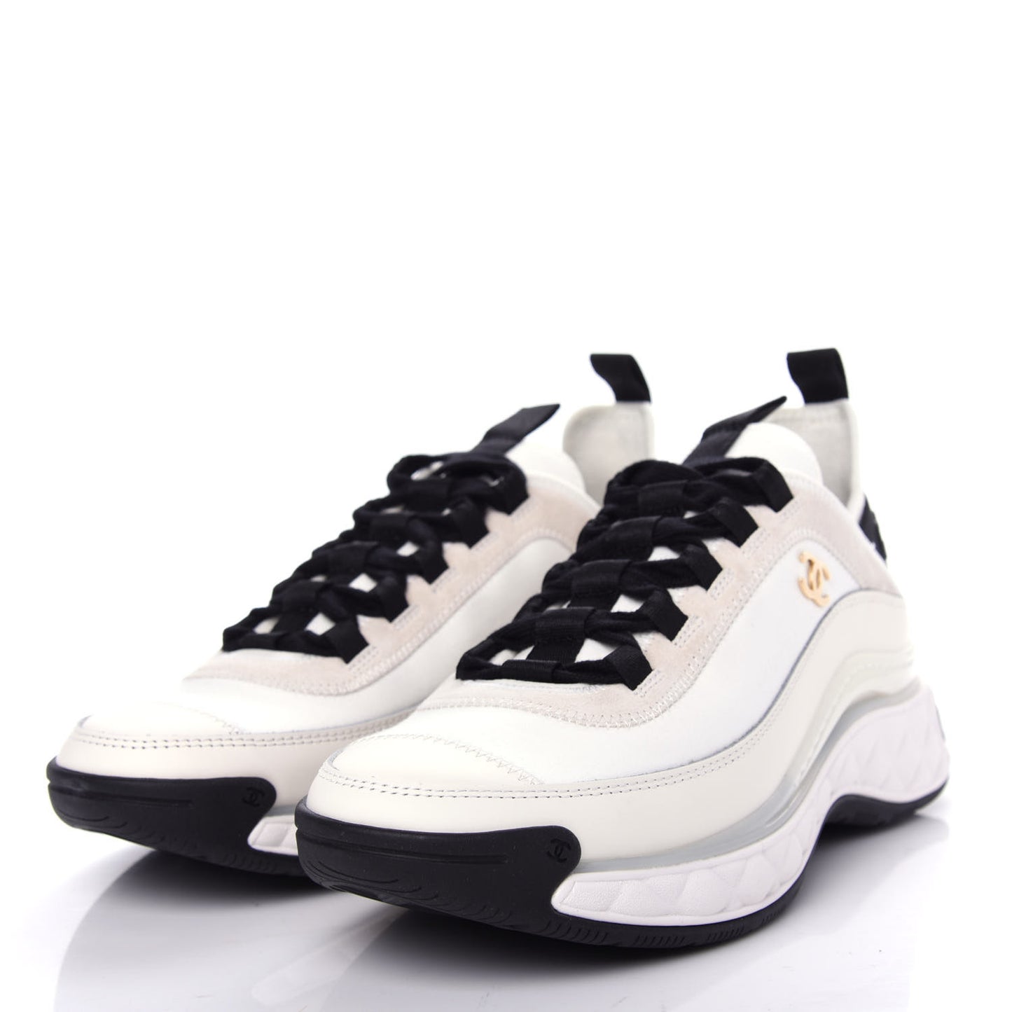 Velvet Calfskin Mixed Fibers CC Sneakers 38 White Black