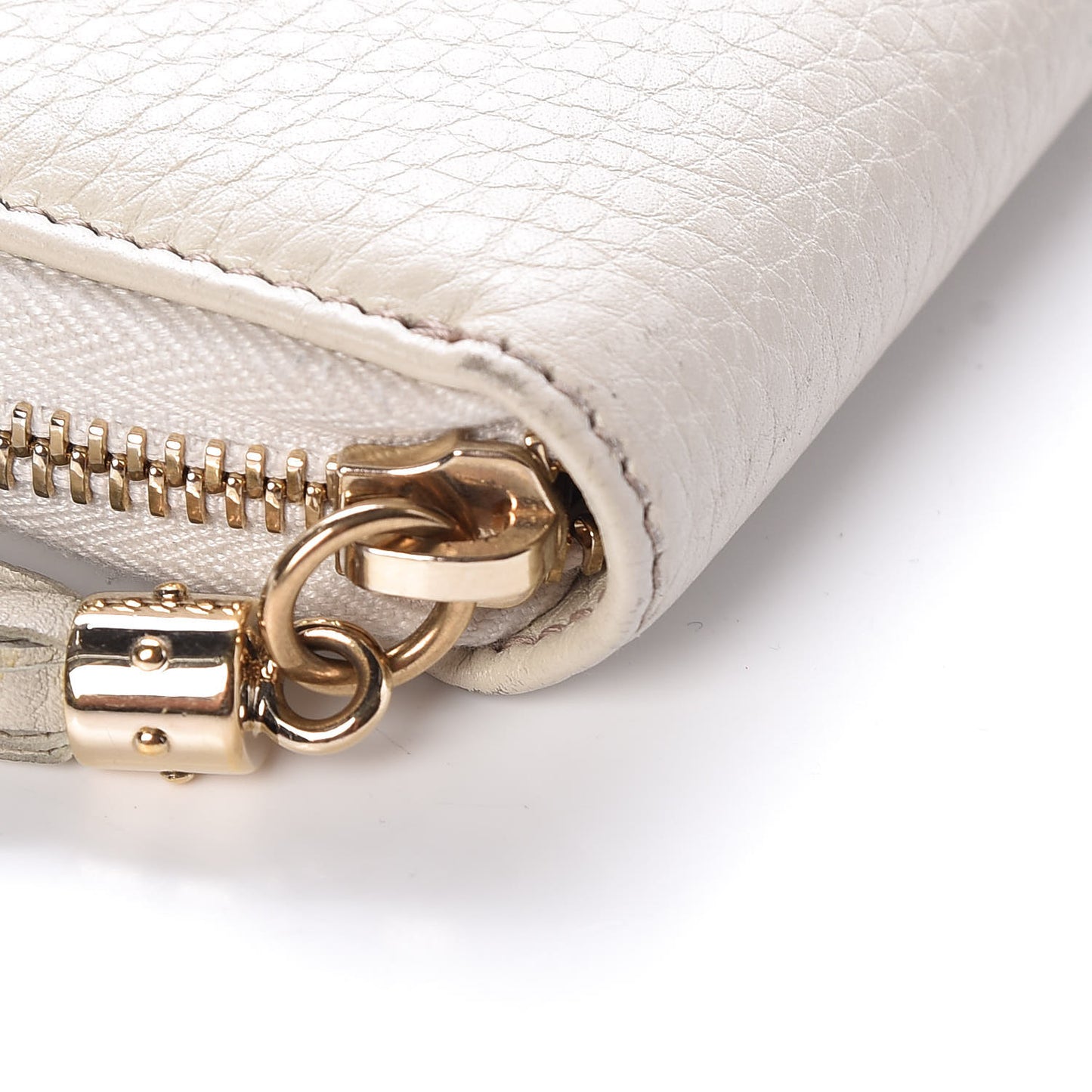 Pebbled Calfskin Medium Soho Zip Around Wallet Off White