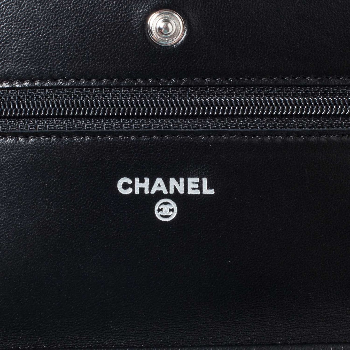 Lambskin Quilted Wallet On Chain WOC Black