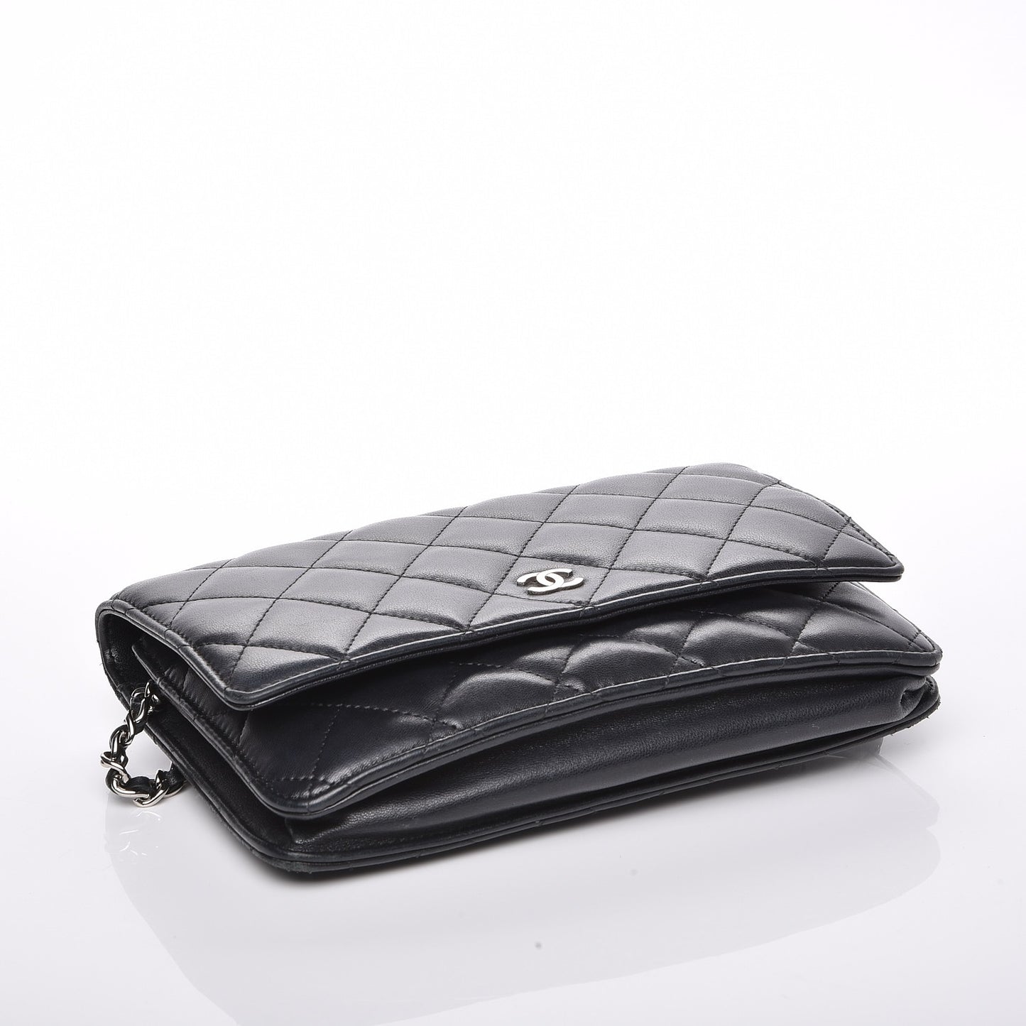 Lambskin Quilted Wallet On Chain WOC Black
