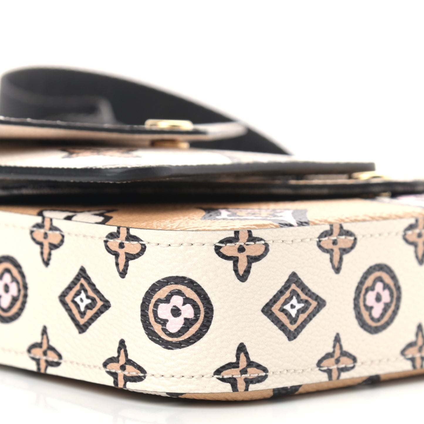 Monogram Wild At Heart Felicie Strap & Go Arizona Creme