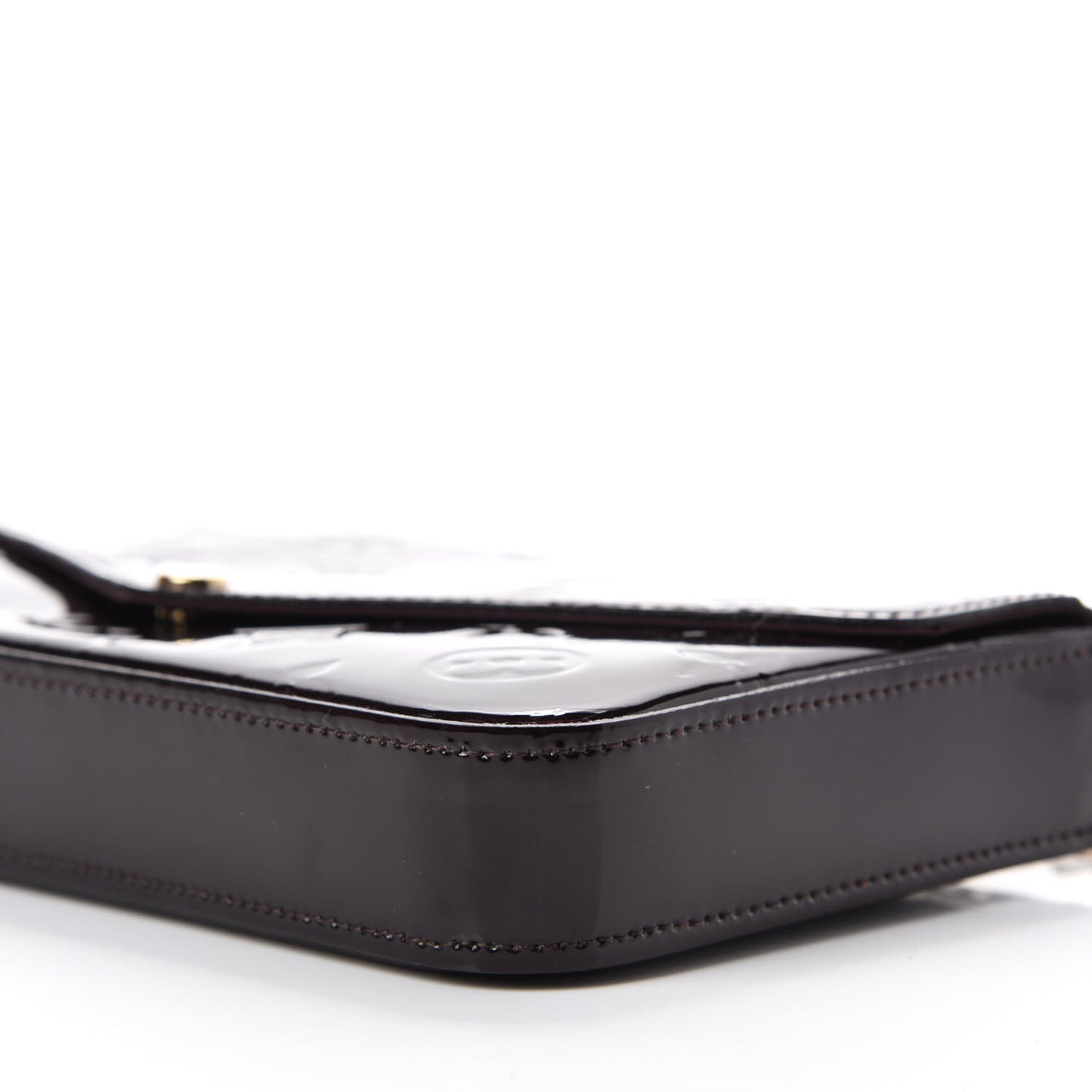 Vernis Pochette Felicie Chain Wallet Amarante