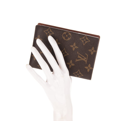 Louis Vuitton Monogram Passport Cover 2 of 7