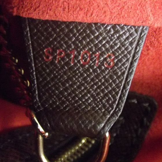 Damier Ebene Marais Bucket 23