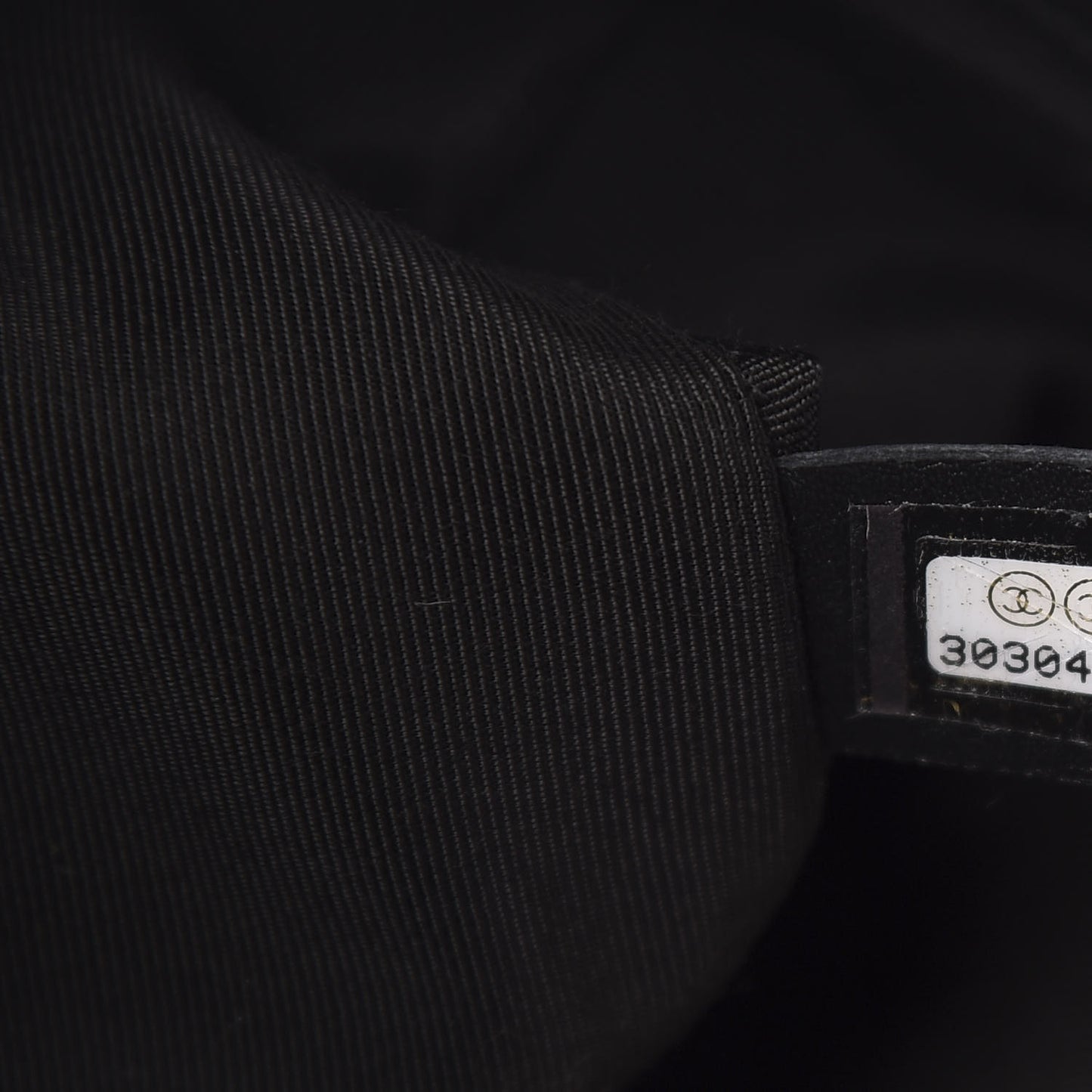 Tweed Quilted Medium 19 Flap Black White