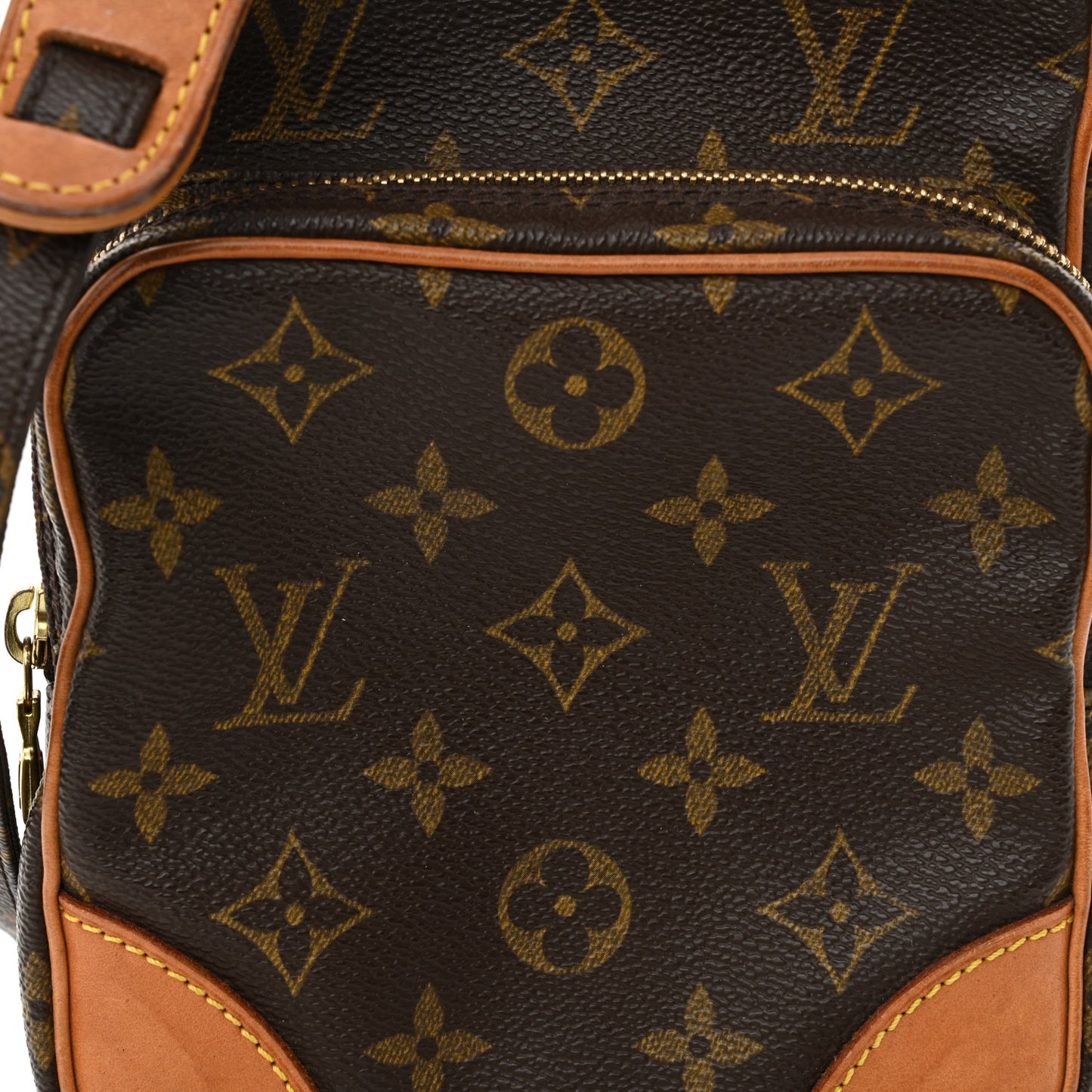 Monogram Amazone