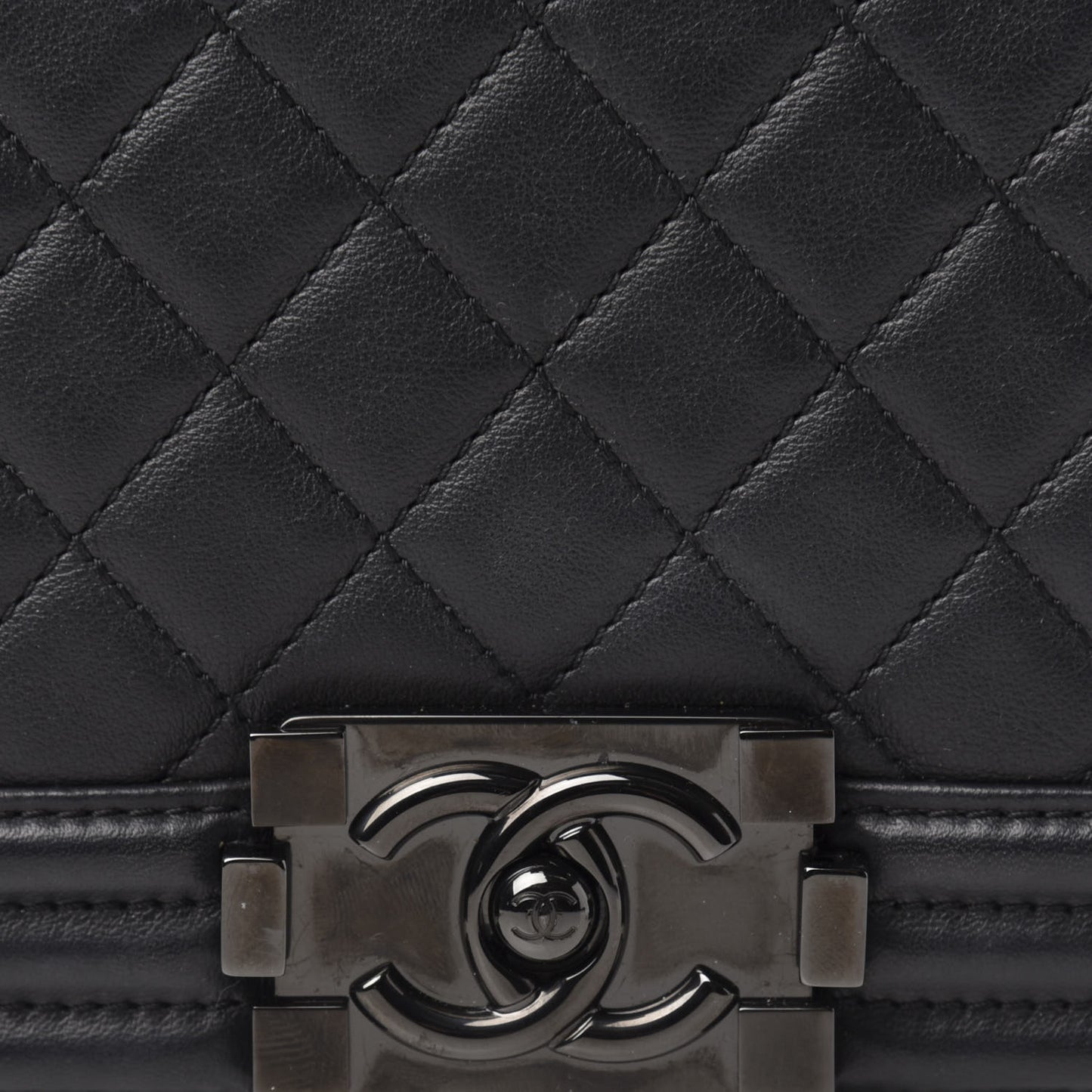 Calfskin Quilted New Medium Boy Flap So Black