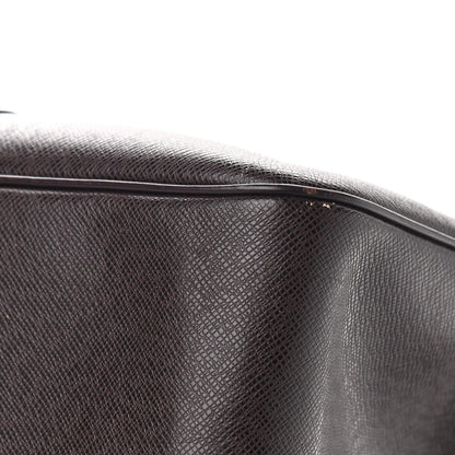 Louis Vuitton Taiga Kendall PM Acajou 17 of 17