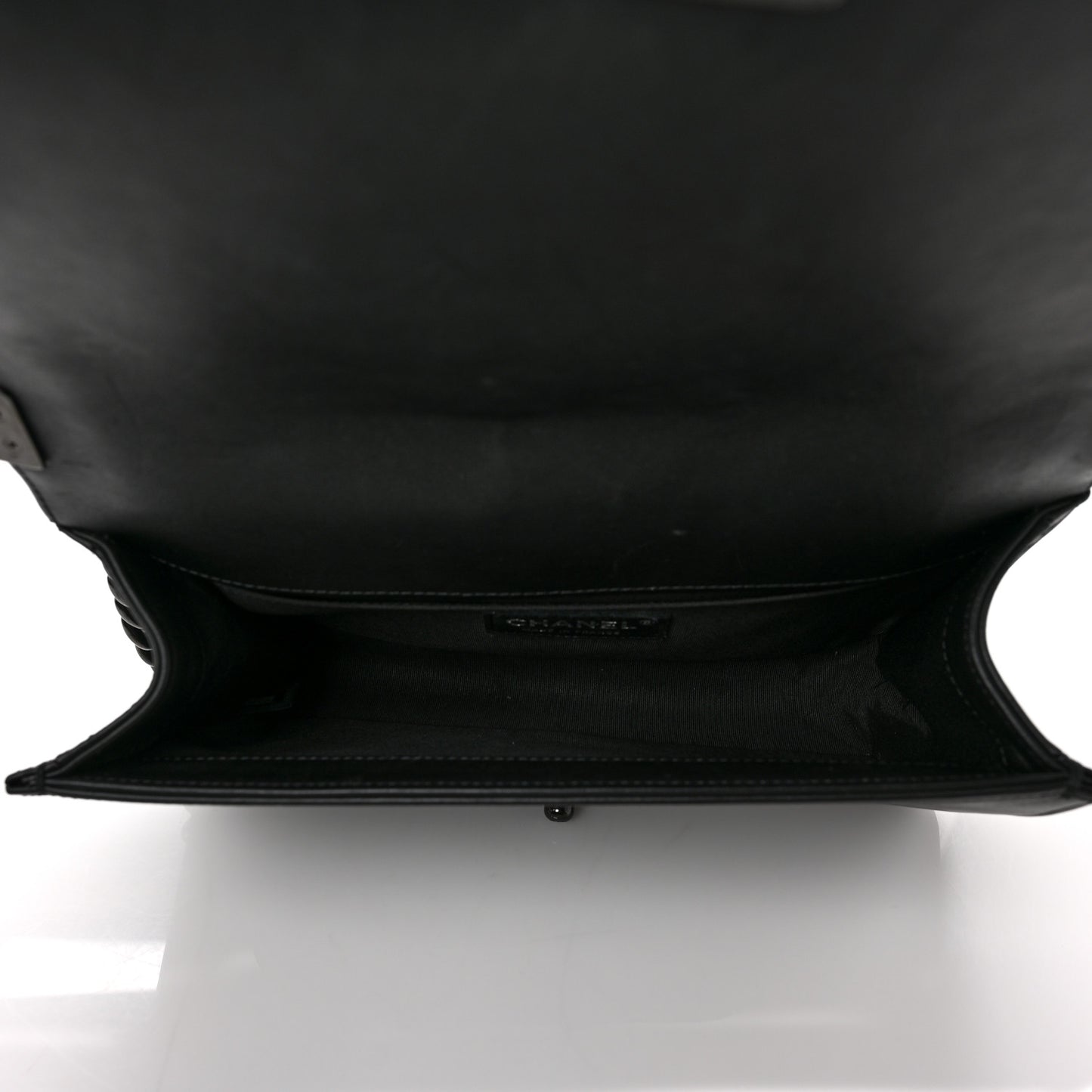 Calfskin Quilted Medium Boy Flap So Black