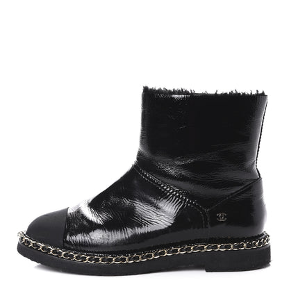 Chanel Crumpled Calfskin Shearling Womens Cap Toe Chain Short Boots 39 Black 1 of 9