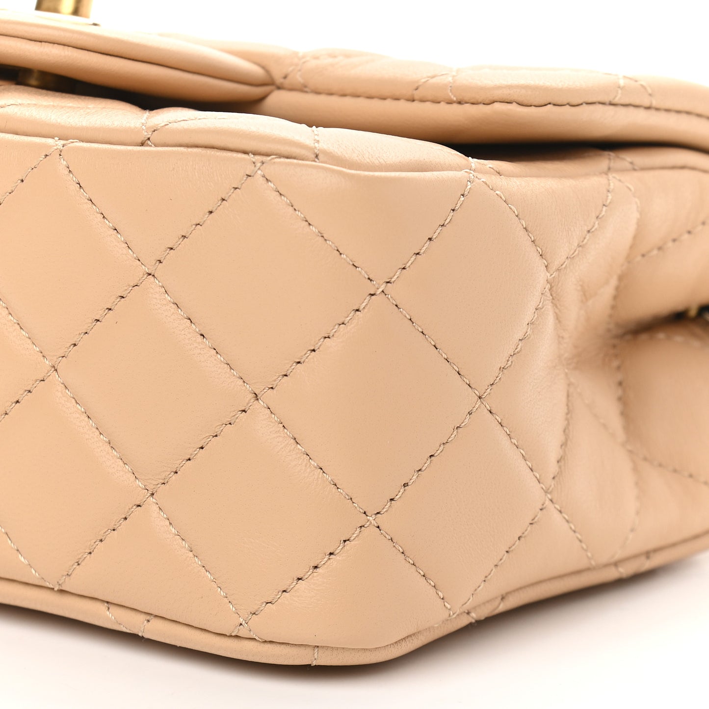 Lambskin Quilted Mini Pearl Crush Flap Beige