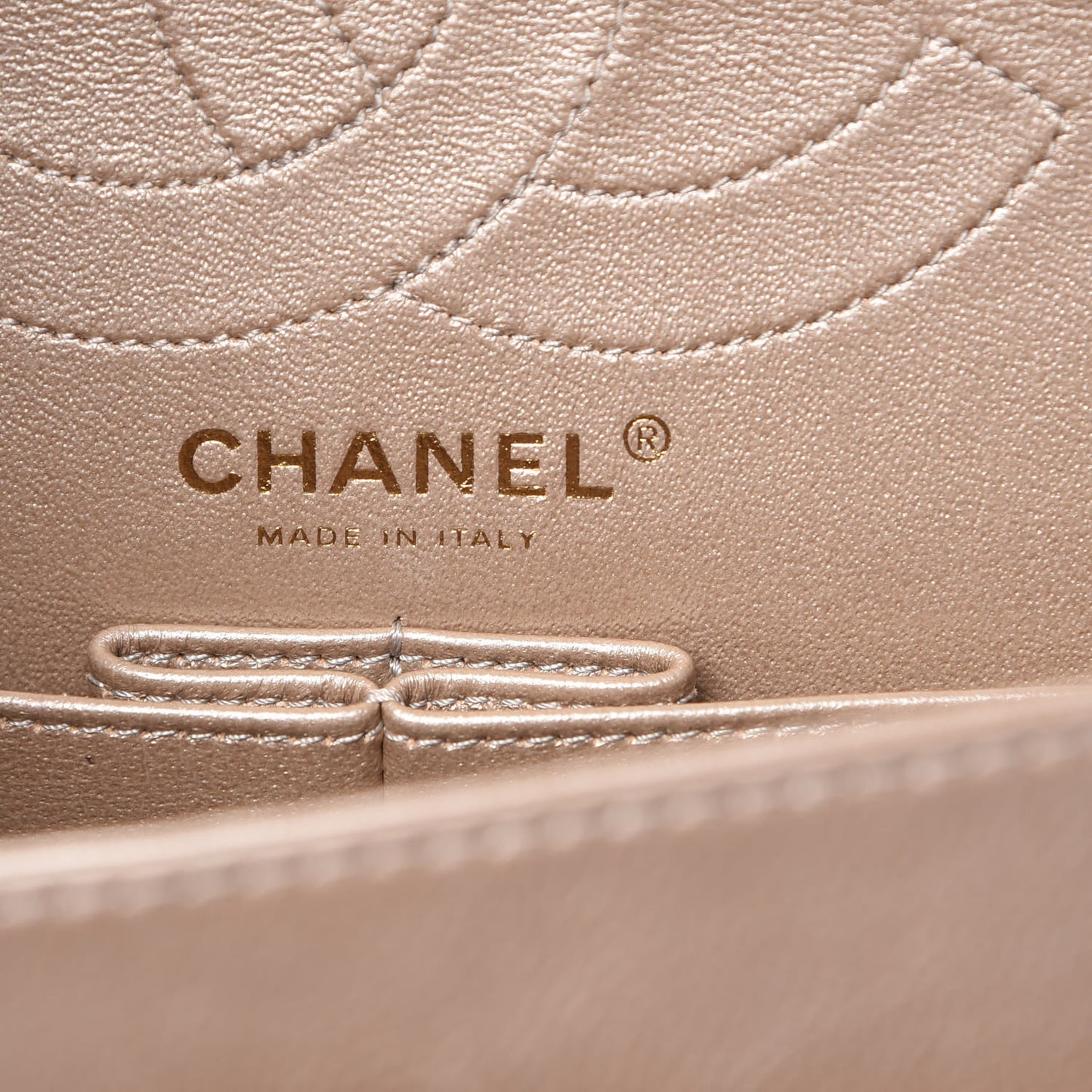 Metallic Calfskin Quilted 2.55 Reissue 226 Flap Gold