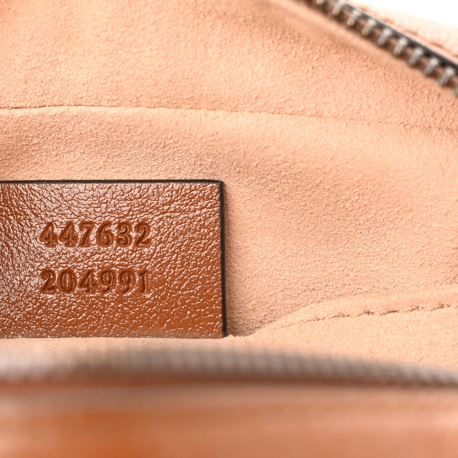 Gucci Glazed Calfskin Matelasse Diagonal Small GG Marmont Chain Shoulder Bag Cuir 7 of 13