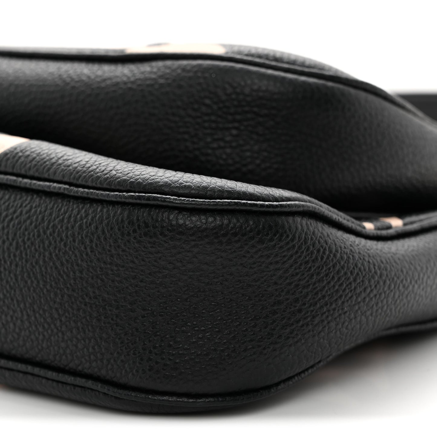Empreinte Monogram Giant Multi Pochette Accessories Black Beige
