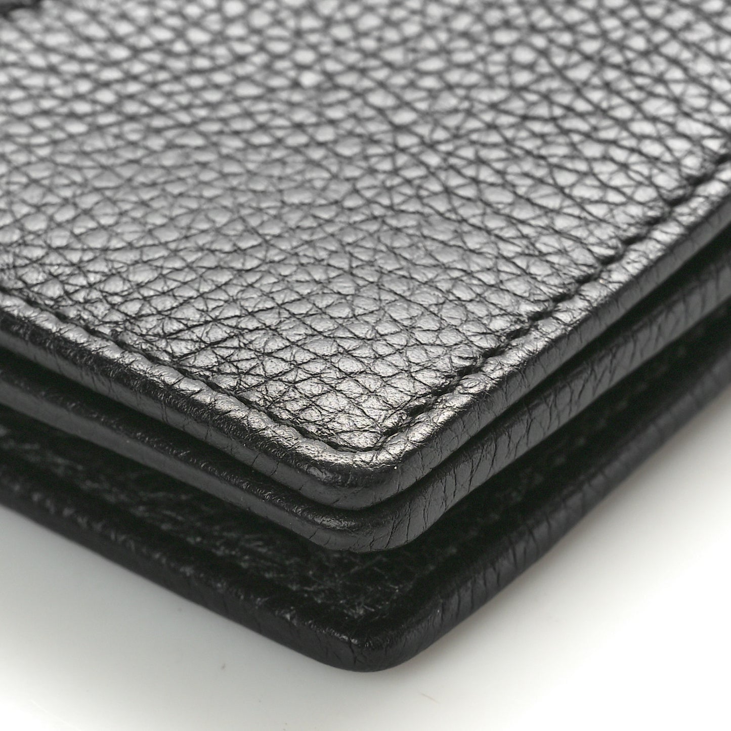 Pebbled Calfskin Soho Wallet On Chain Black