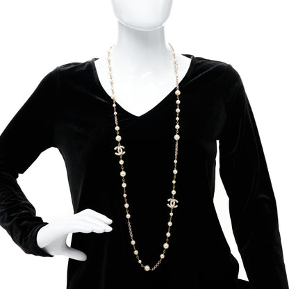 Chanel Pearl CC Necklace Light Gold 2 of 4