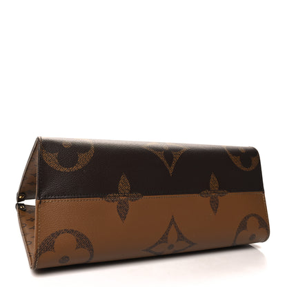 Louis Vuitton Reverse Monogram Giant Onthego MM 4 of 12
