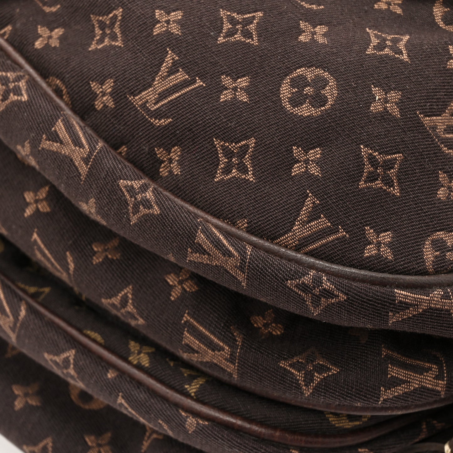 Monogram Mini Lin Saumur Ebene