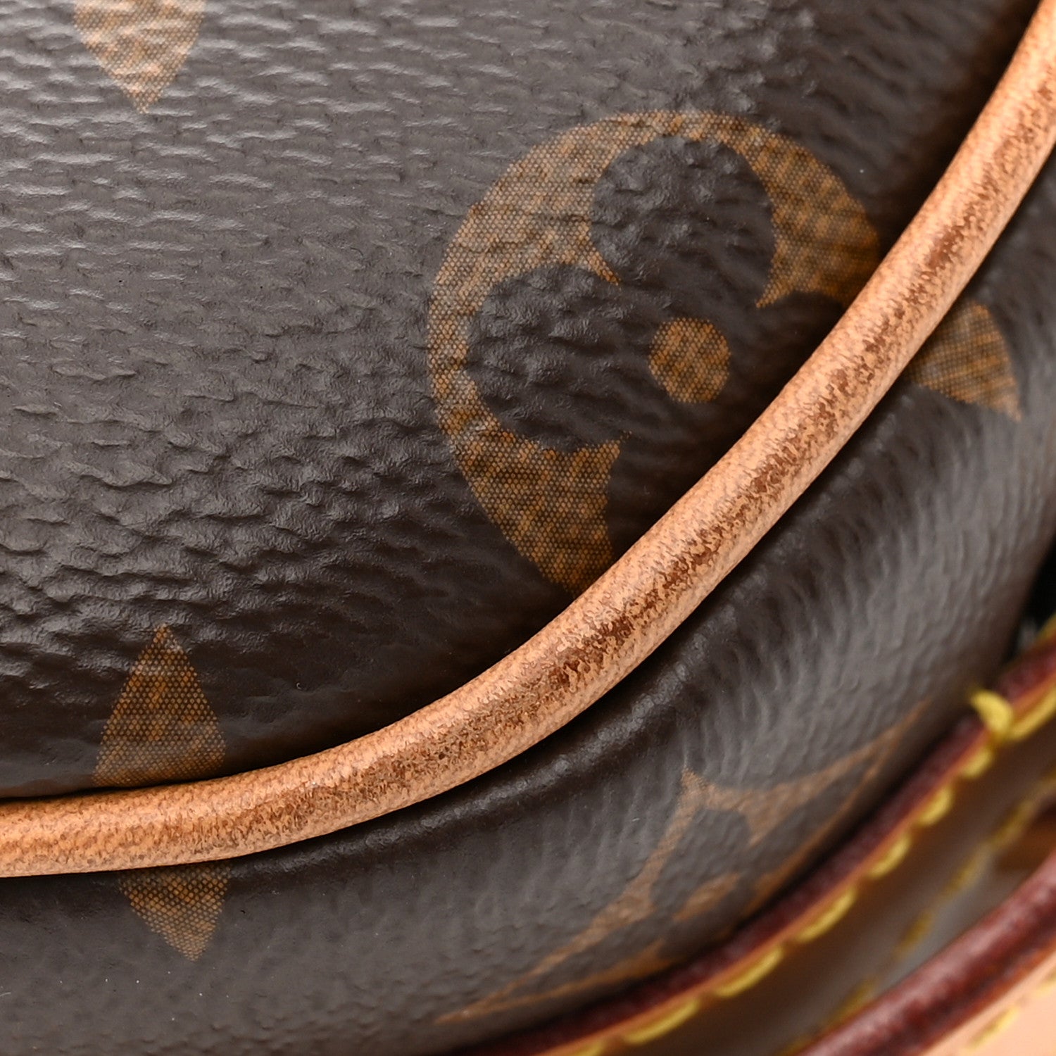 Louis Vuitton Monogram Boite Chapeau Souple MM 15 of 15