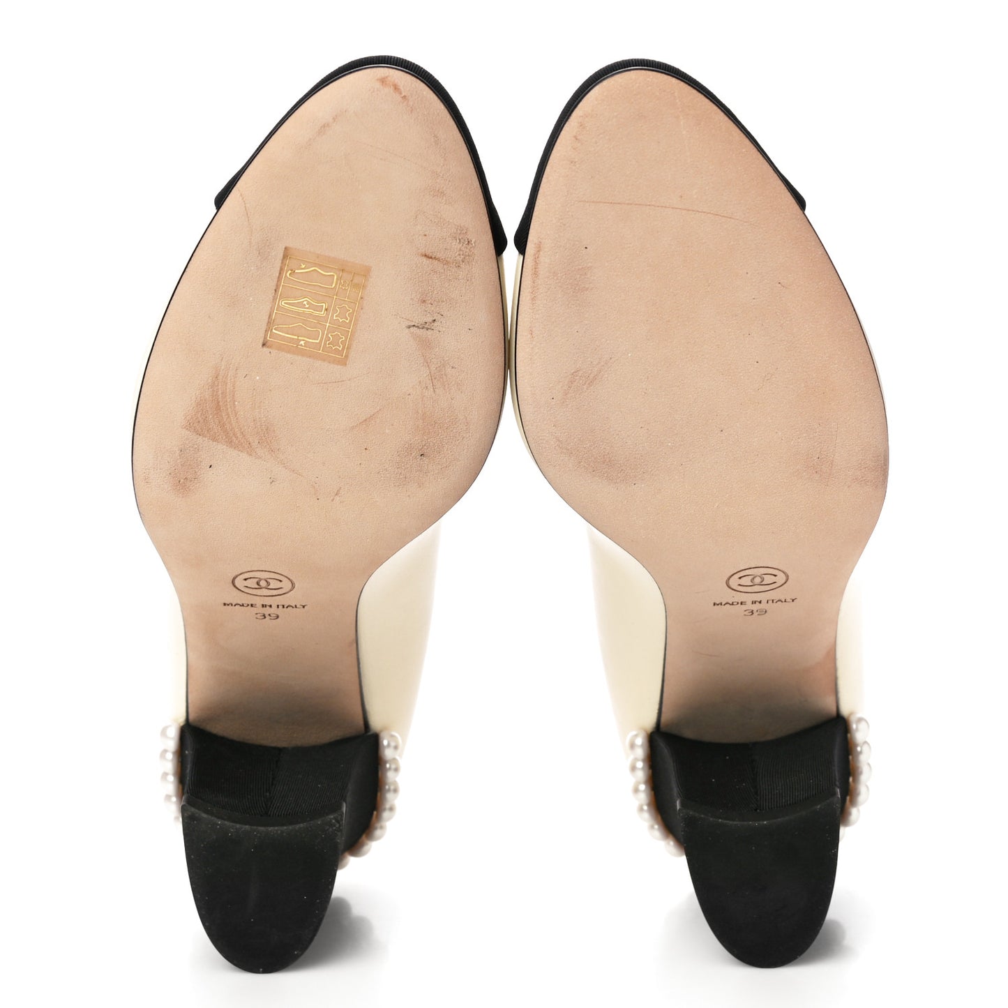 Lambskin Grosgrain Pearl Cap Toe CC Pumps 39 Ivory Black