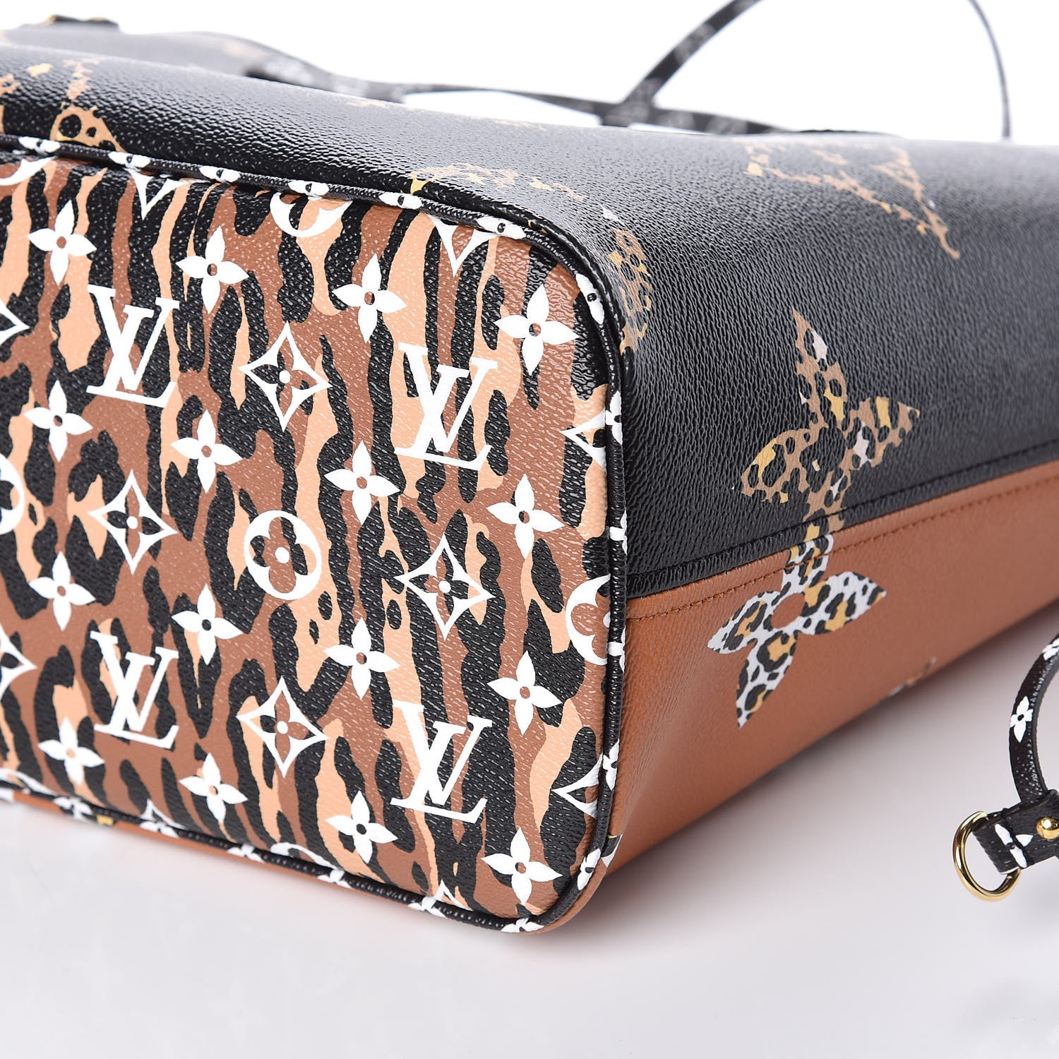 Louis Vuitton Monogram Giant Jungle Neverfull MM Black 10 of 13