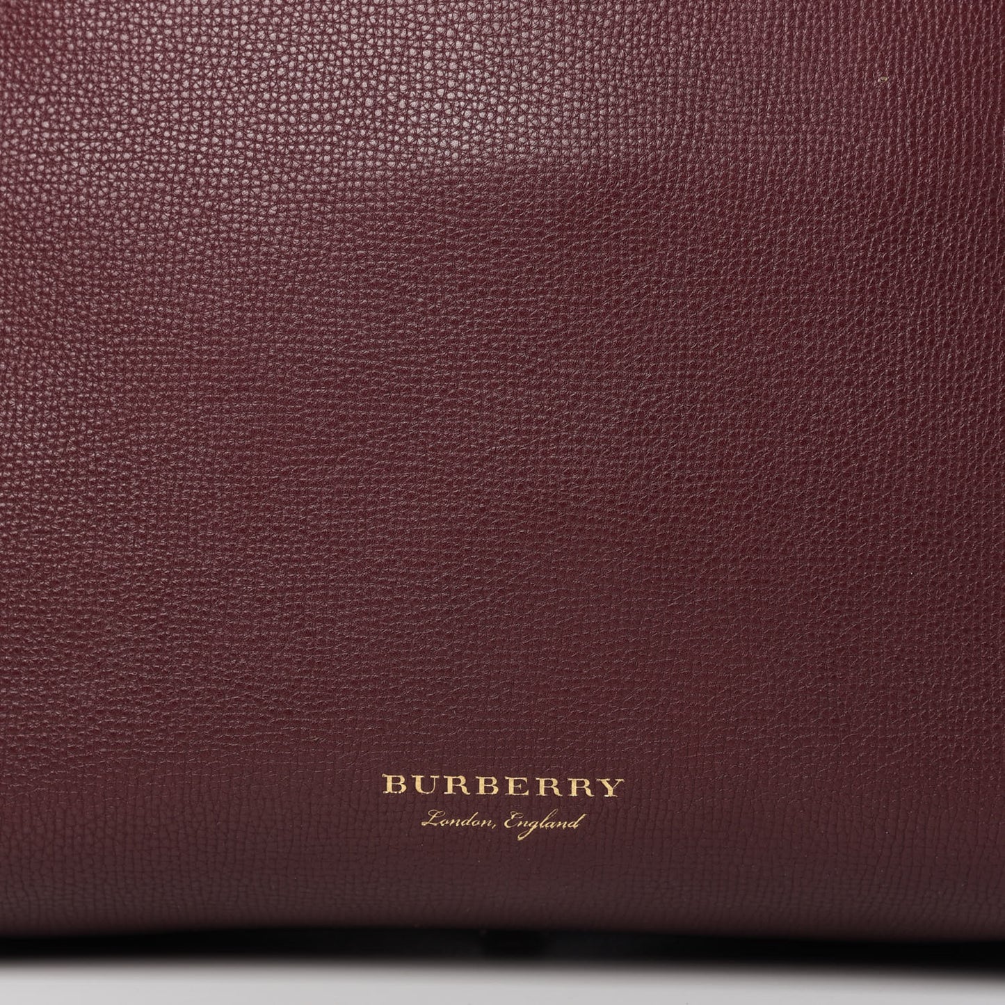 Grainy Calfskin House Check Medium Banner Tote Mahogany Red