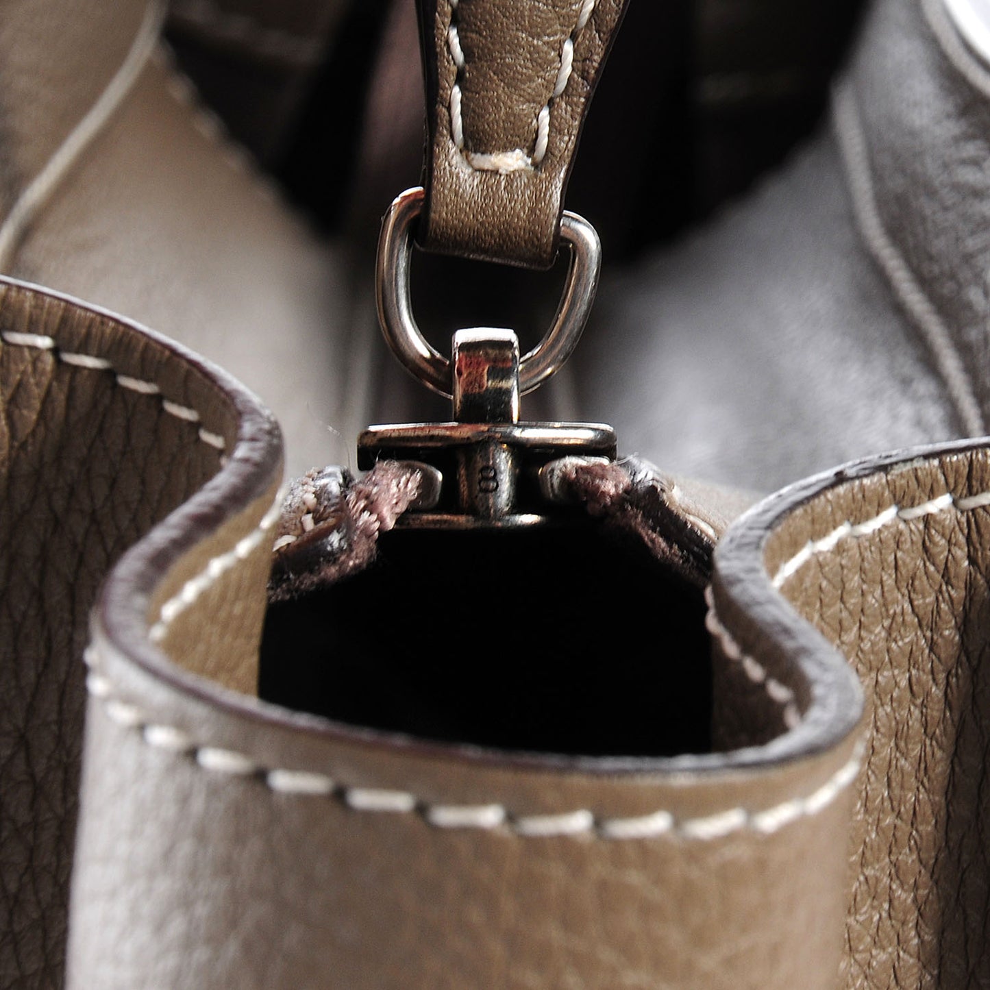 Drummed Calfskin Micro Luggage Souris