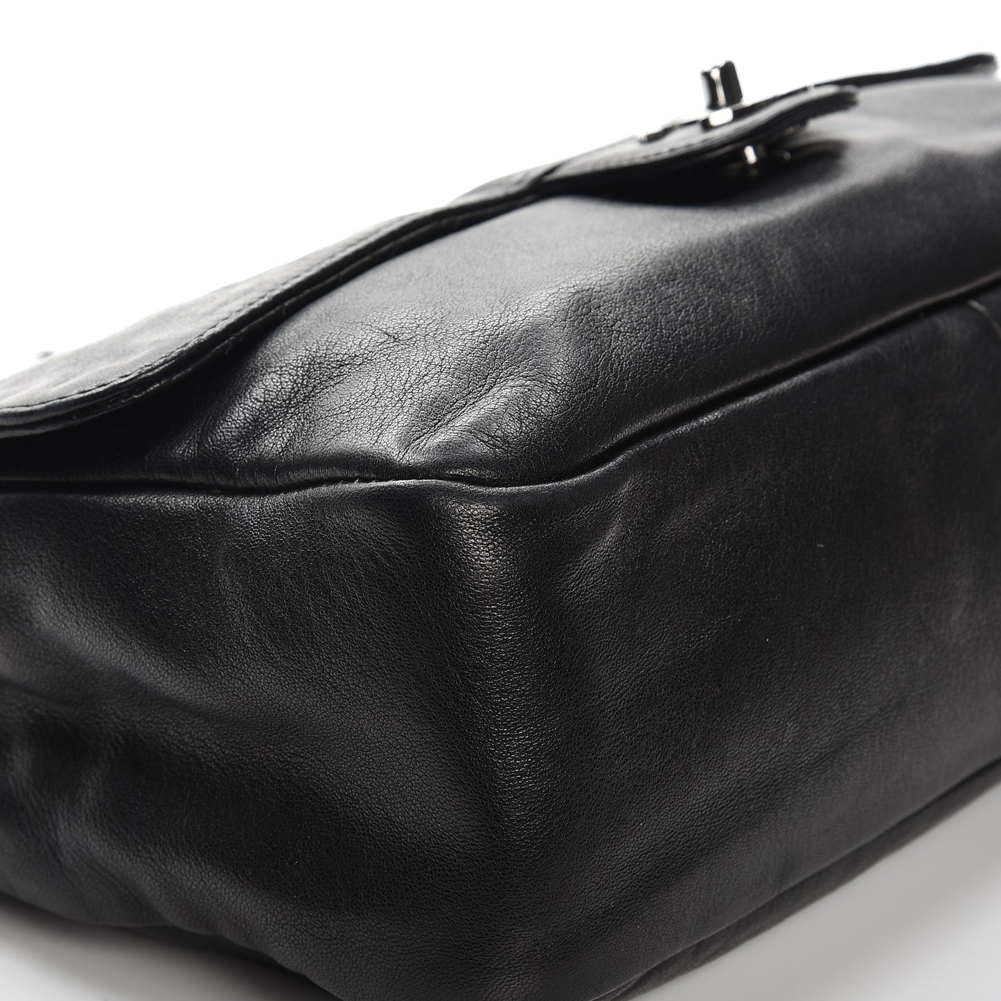 Lambskin Medium Soft and Chain Flap Black