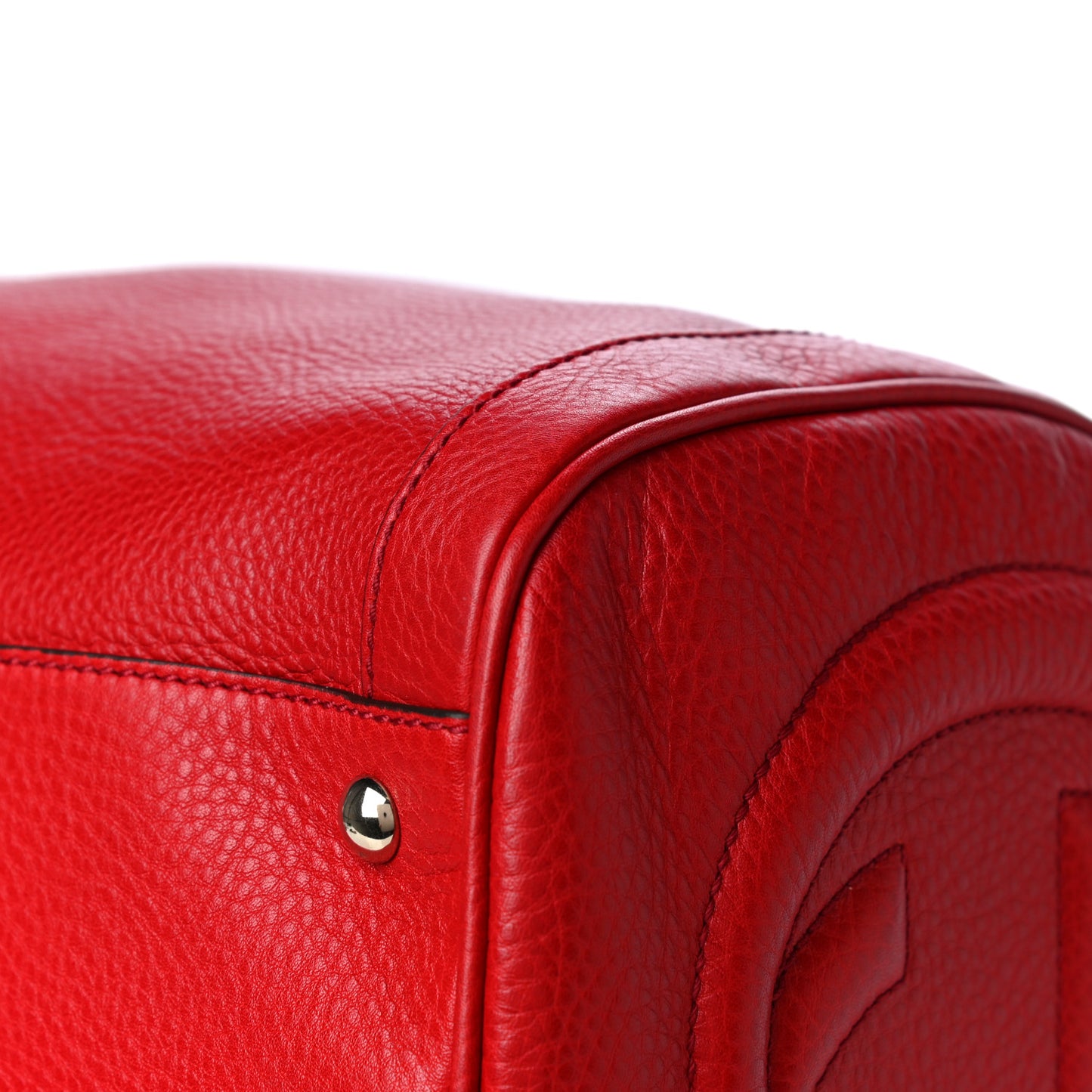 Pebbled Calfskin Medium Soho Boston Red