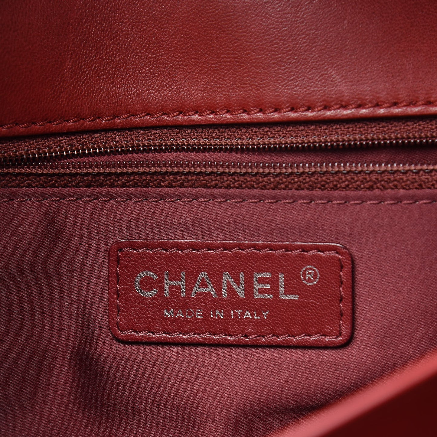 Lambskin Quilted Citizen Zip Flap Red