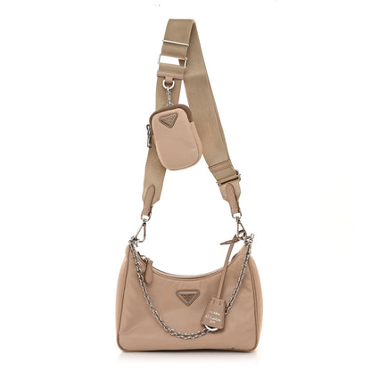 Prada Tessuto Saffiano Re-Edition 2005 Shoulder Bag Cammeo 1 of 9