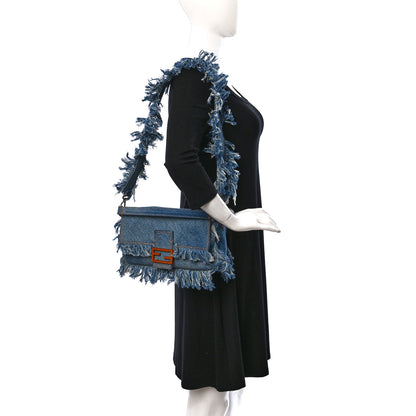 Fendi Denim Lavato Cuoio Frayed Baguette Denim Chiaro Cuoio 2 of 9