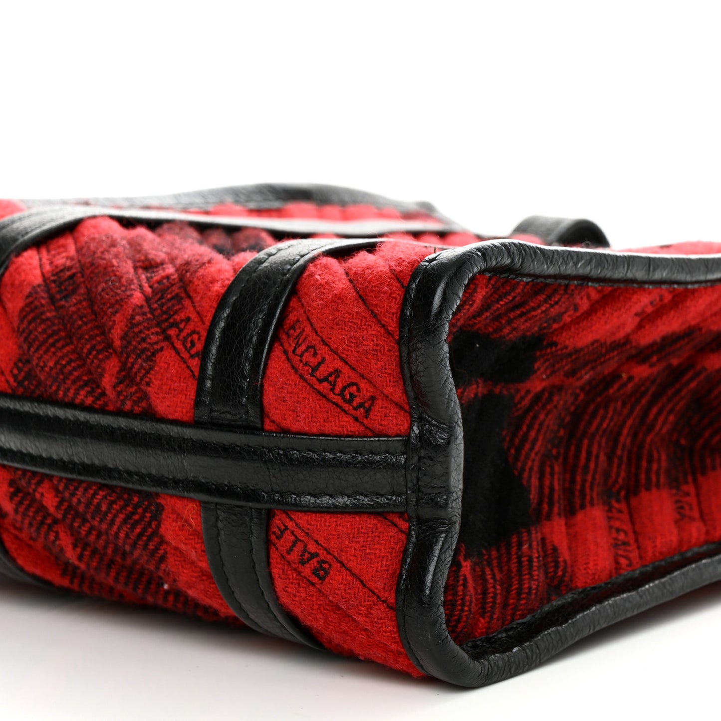 Wool Cuir Arena Plaid Diagonal Allover Logo Matelasse XS Bazar Shopper Tote Red Black