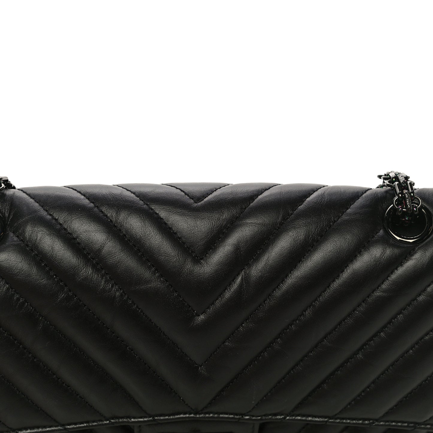 Aged Calfskin Chevron Quilted 2.55 Reissue 225 Flap So Black