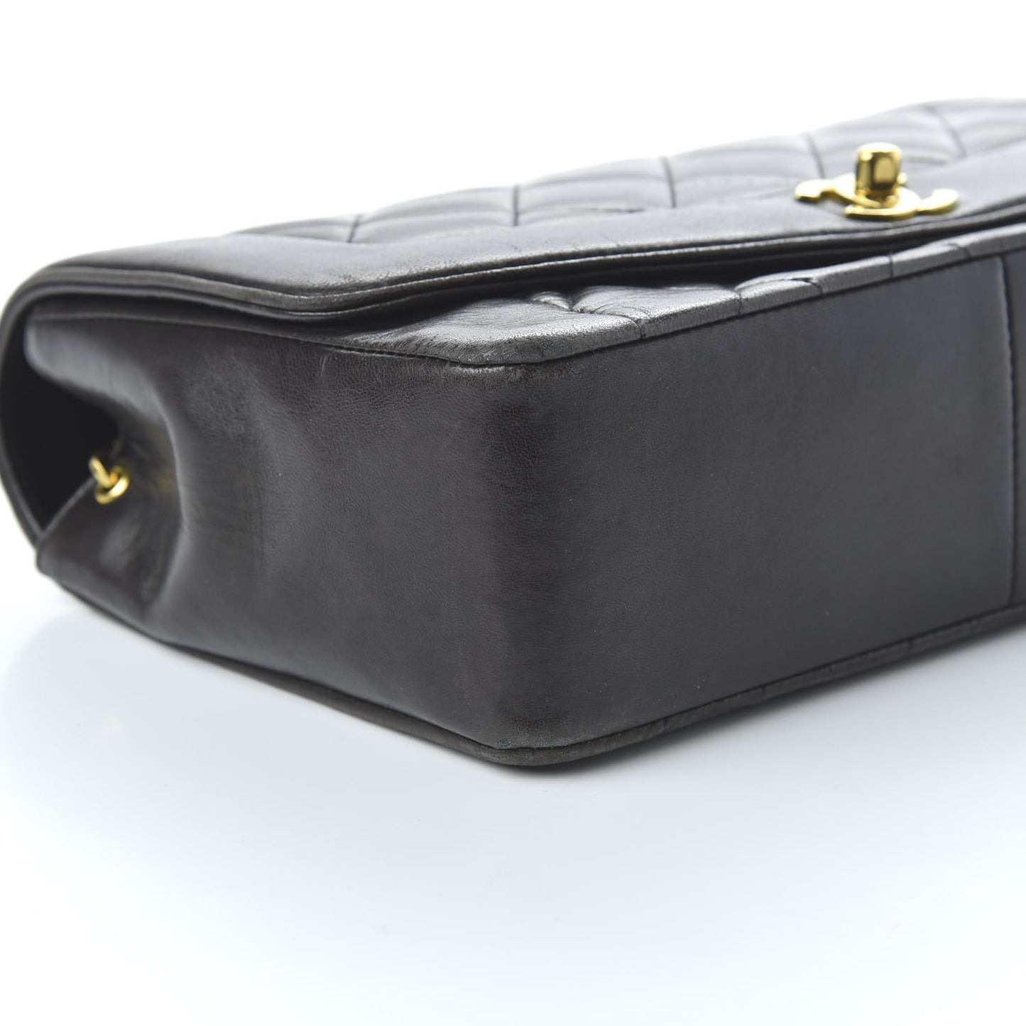 Lambskin Quilted Medium Single Flap Black