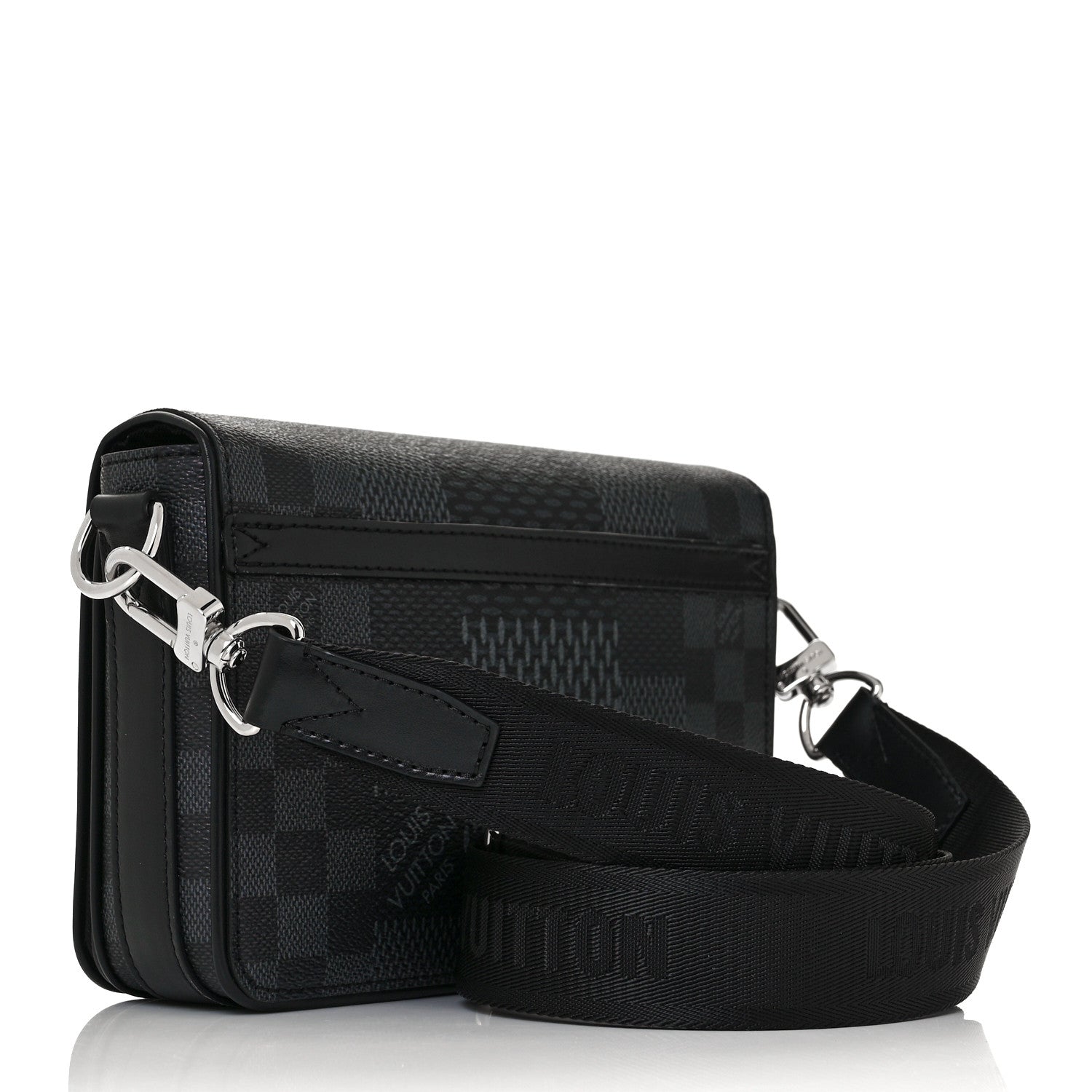 Louis Vuitton Damier Graphite 3D Studio Messenger 3 of 8
