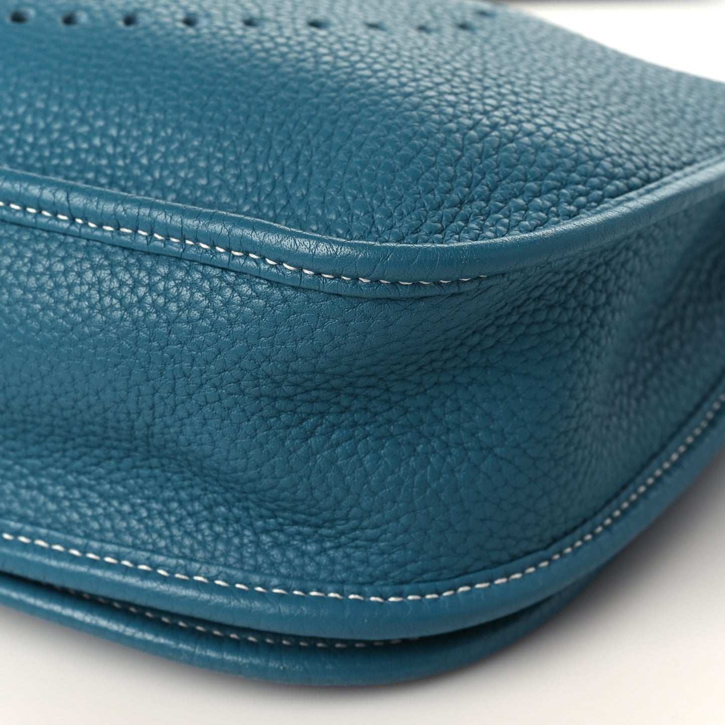 Taurillon Clemence Evelyne III PM Blue Jean