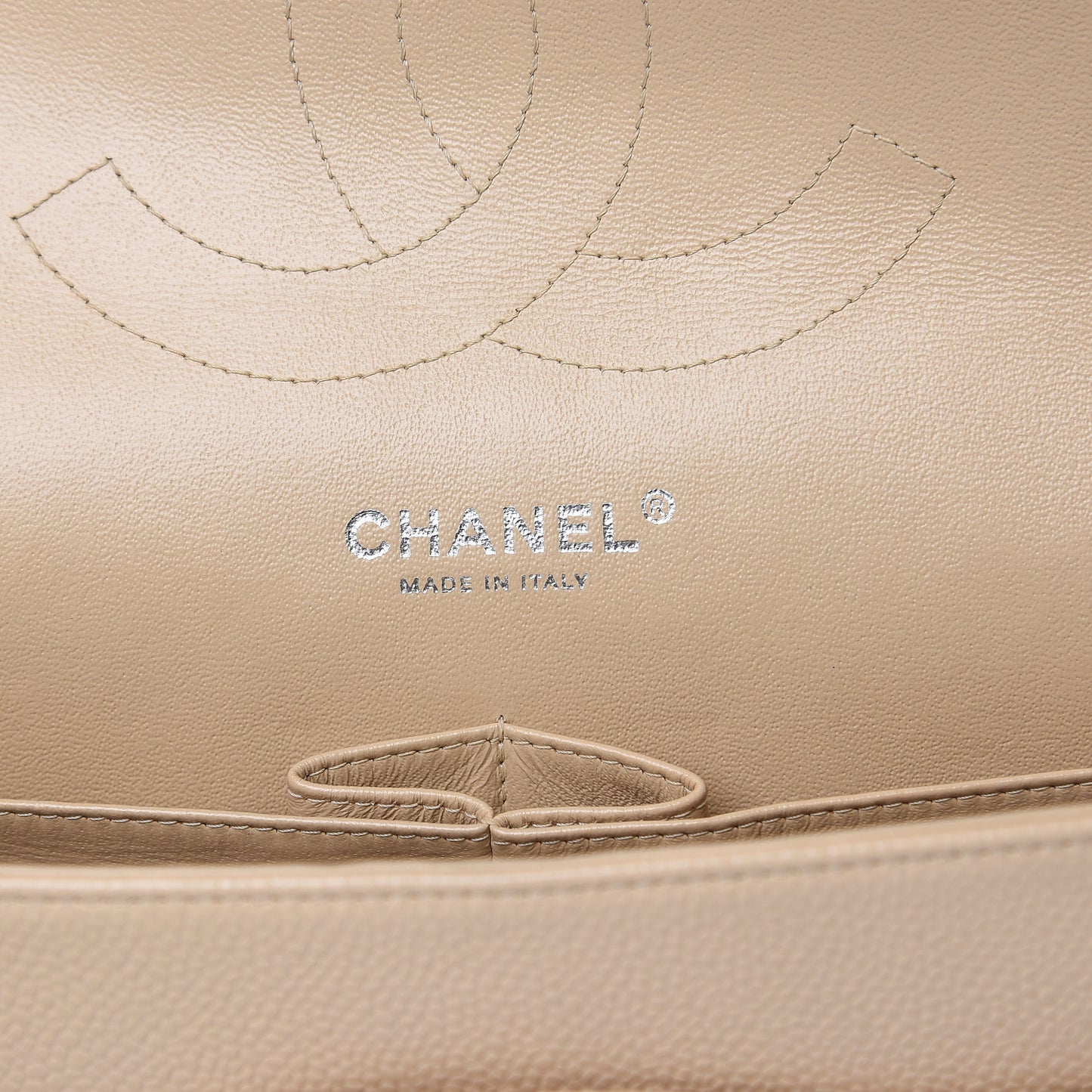 Caviar Quilted Jumbo Double Flap Beige Clair