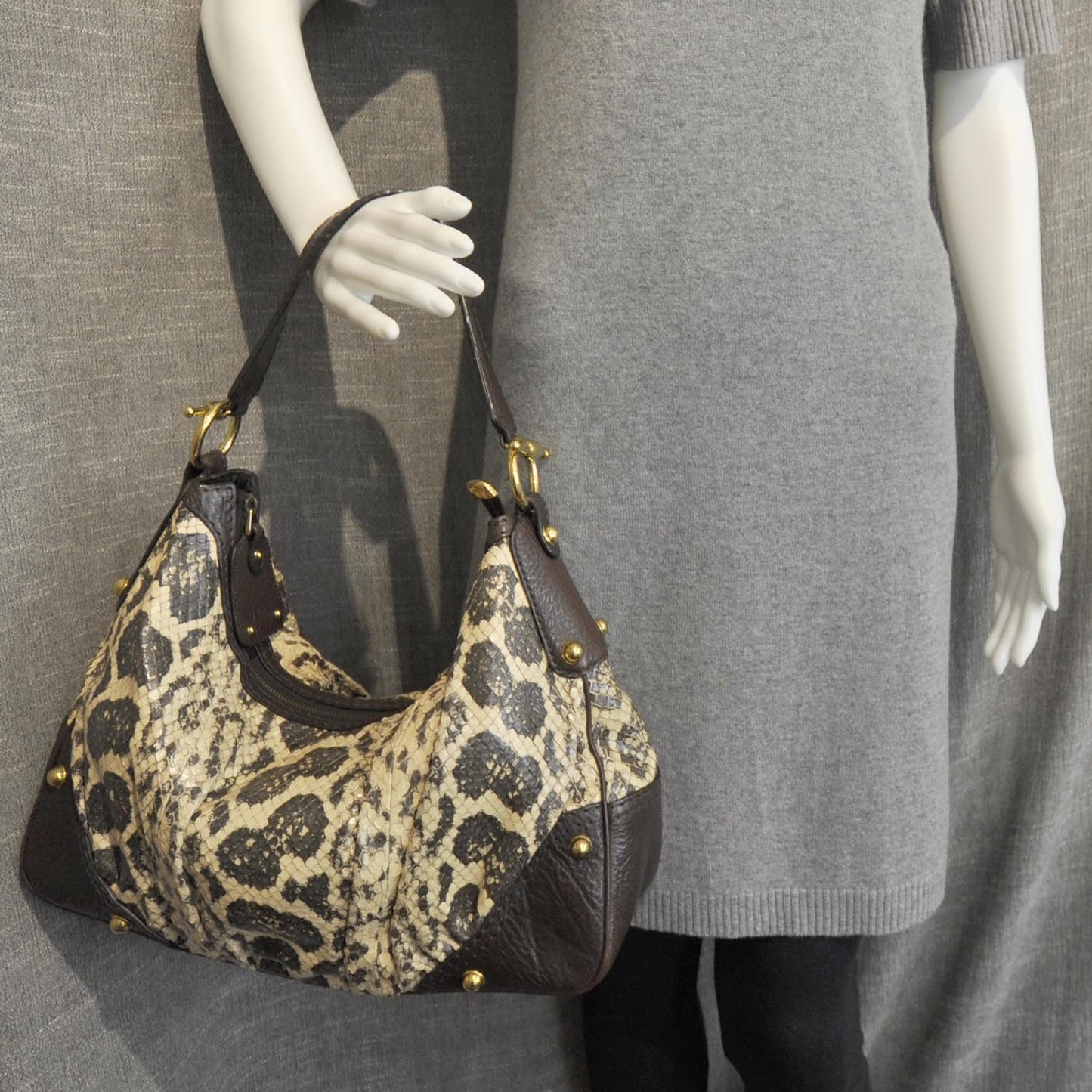 Python Medium Jockey Hobo